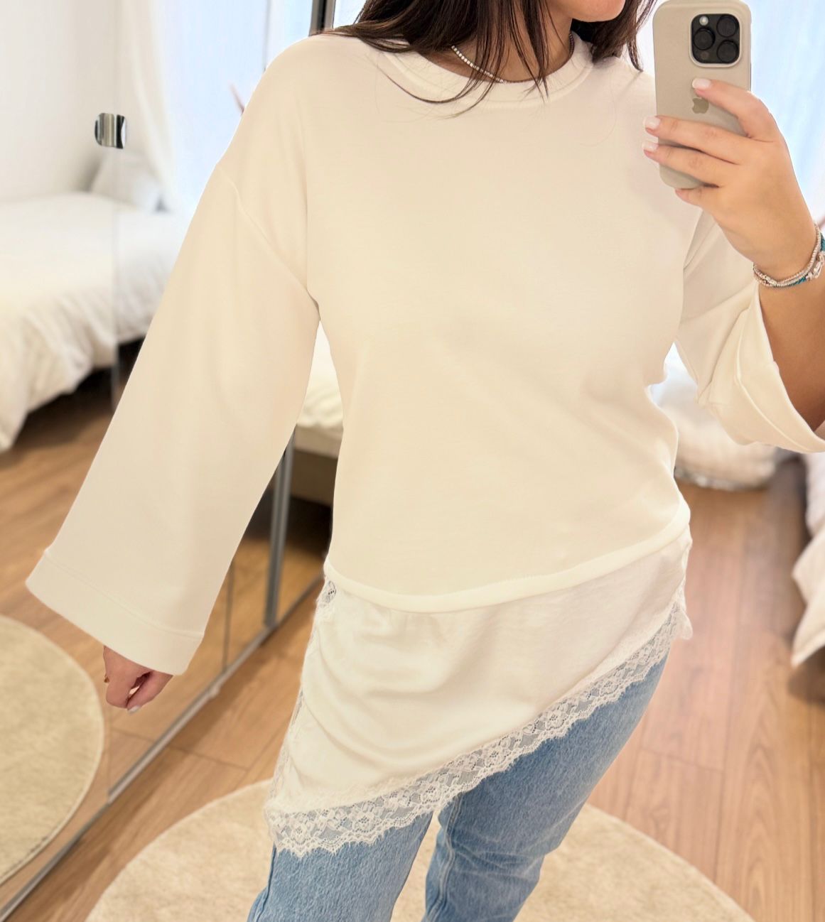 Pull Dentelle Asymétrique ROMY
